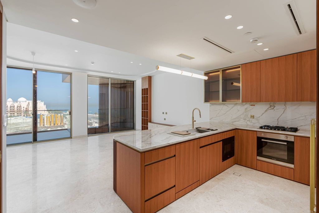 2BR Apartment Palm Jumeirah