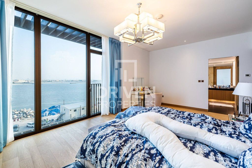 3BR Apartment Business Bay