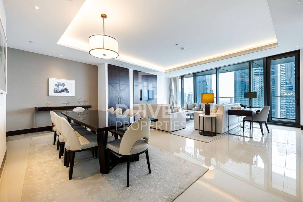 5BR Apartment Business Bay