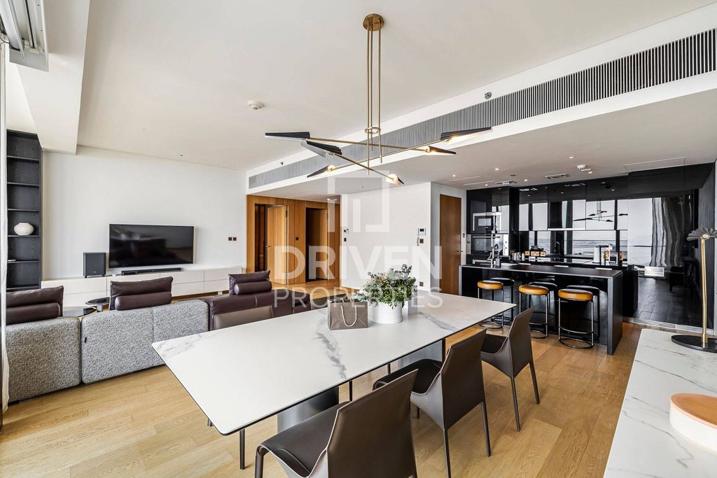 1BR Apartment Business Bay