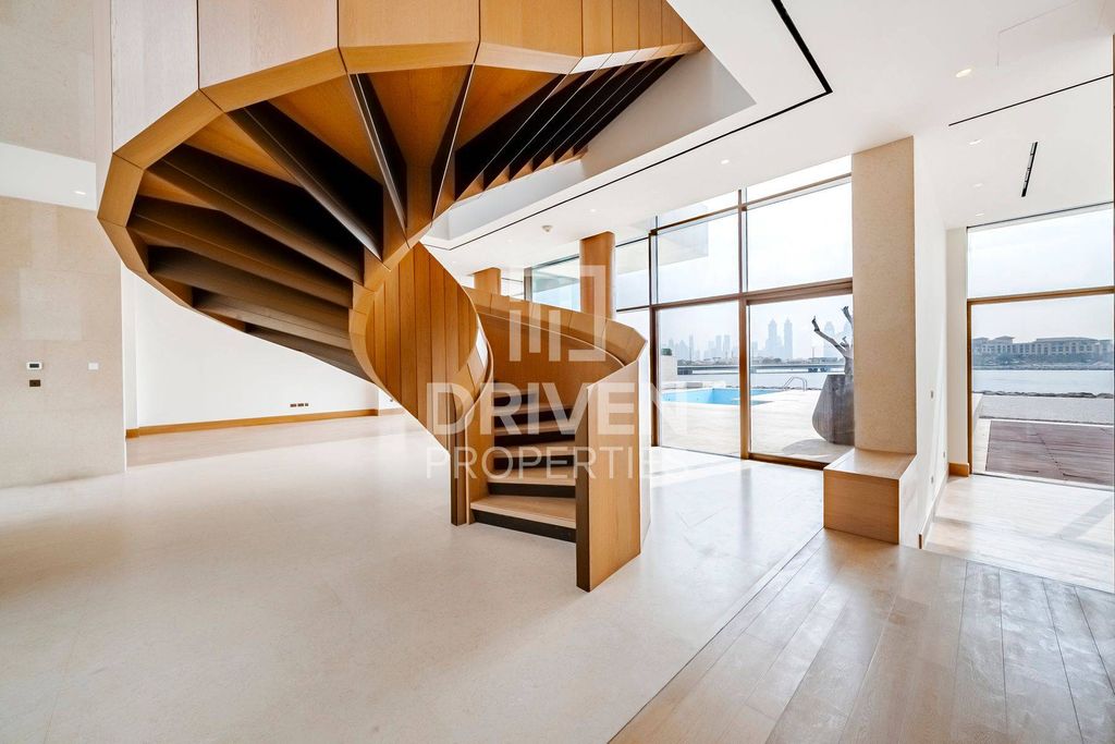 5BR Villa Business Bay