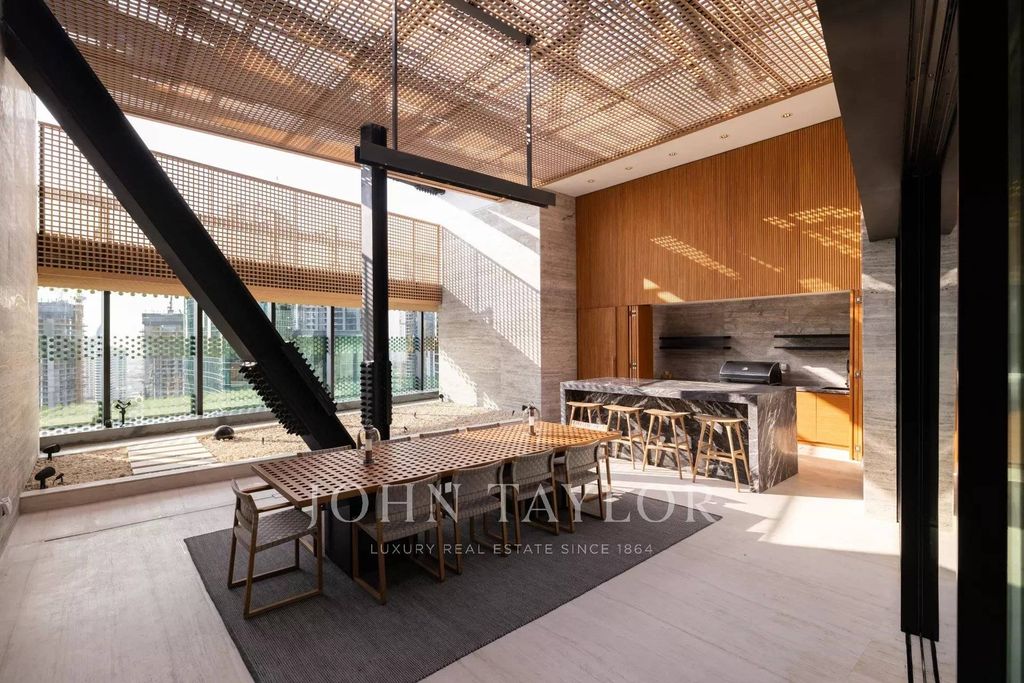 4BR Penthouse Business Bay