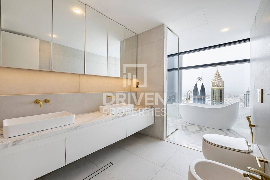 3BR Apartment Business Bay