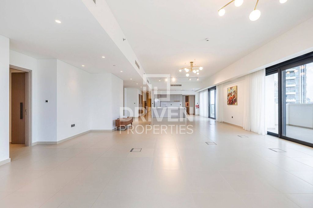 4BR Penthouse Business Bay