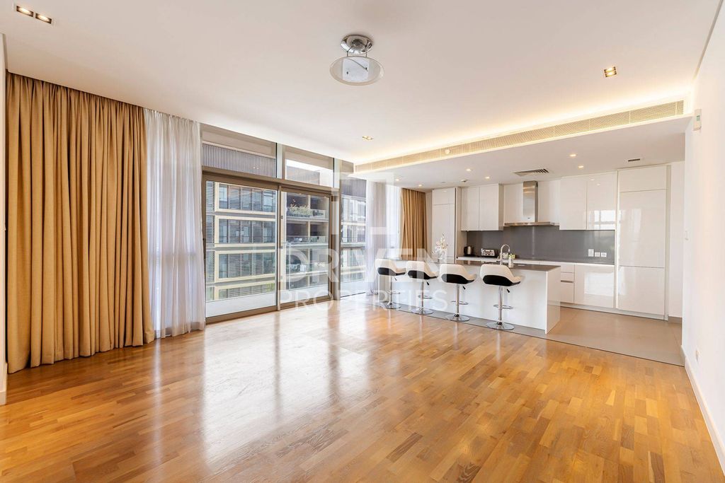 3BR Apartment Business Bay