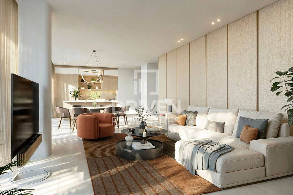 3BR Apartment Business Bay