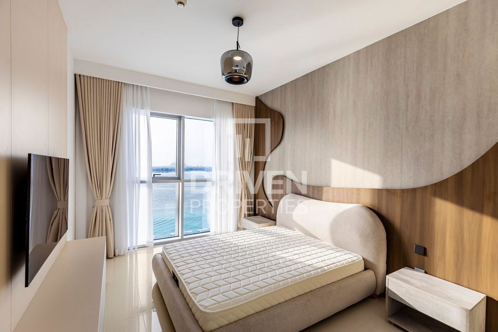 2BR Apartment Palm Jumeirah