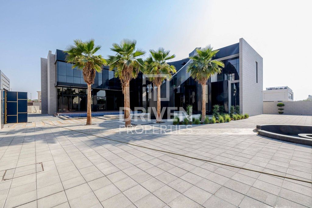 6BR Villa Business Bay