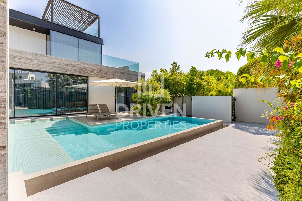 5BR Villa Business Bay