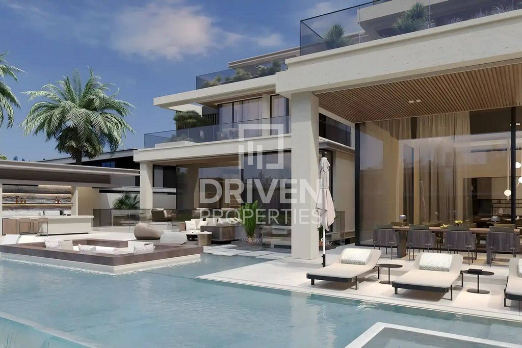 5BR Apartment Business Bay