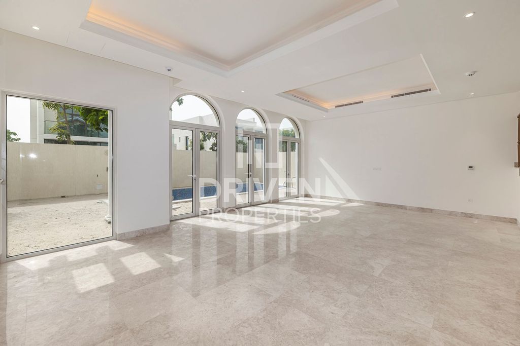 4BR Villa Business Bay