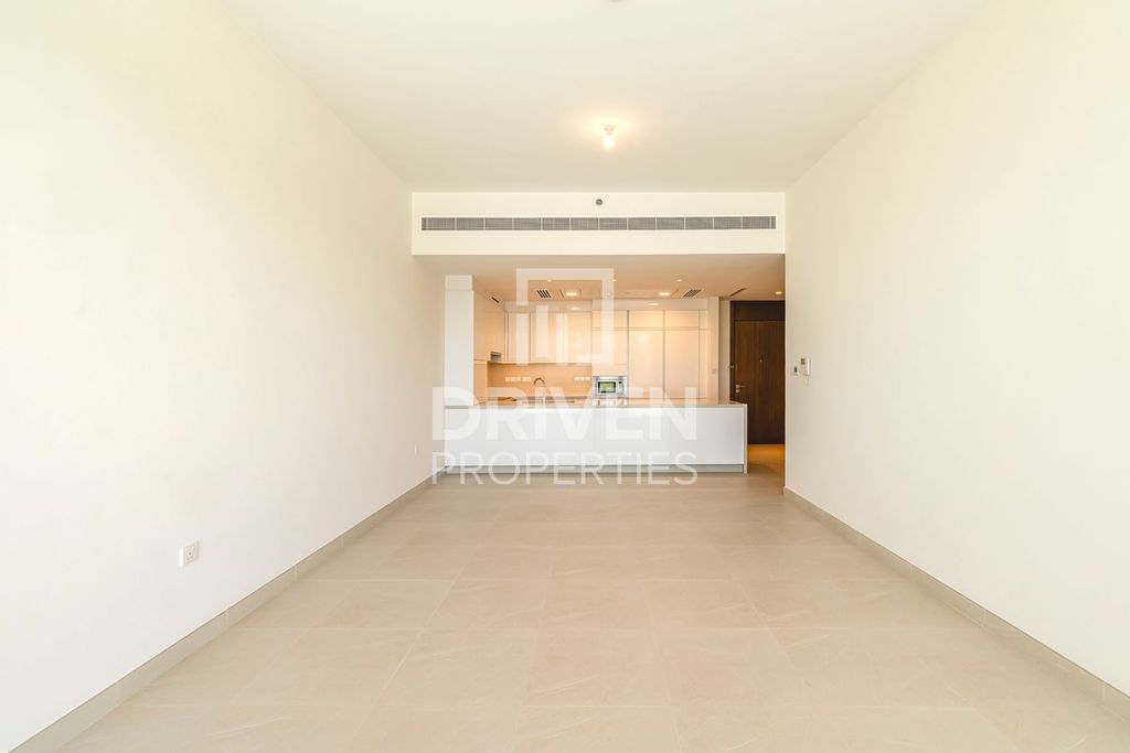 3BR Apartment Business Bay