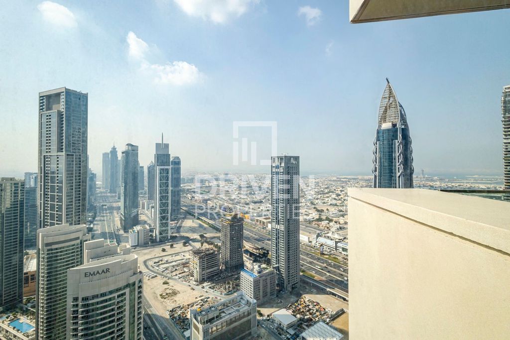 3BR Apartment Business Bay