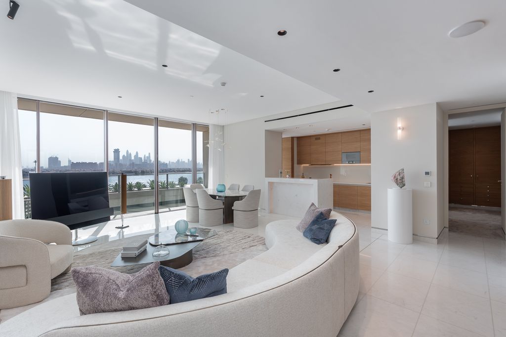 2BR Apartment Palm Jumeirah