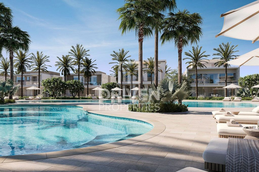 4BR Villa Business Bay