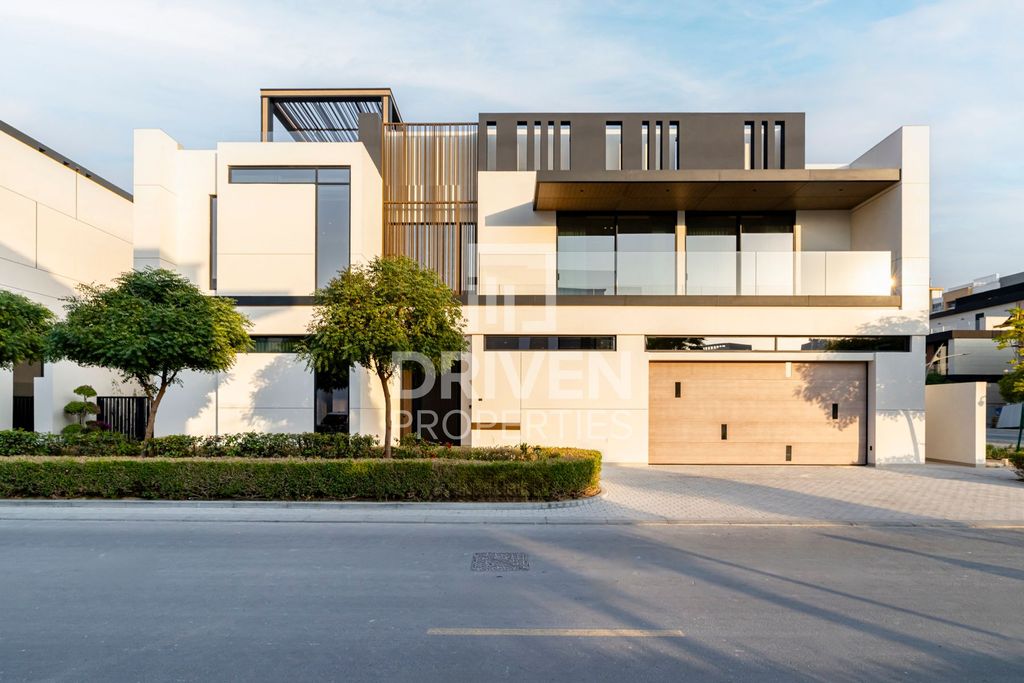 5BR Villa Business Bay