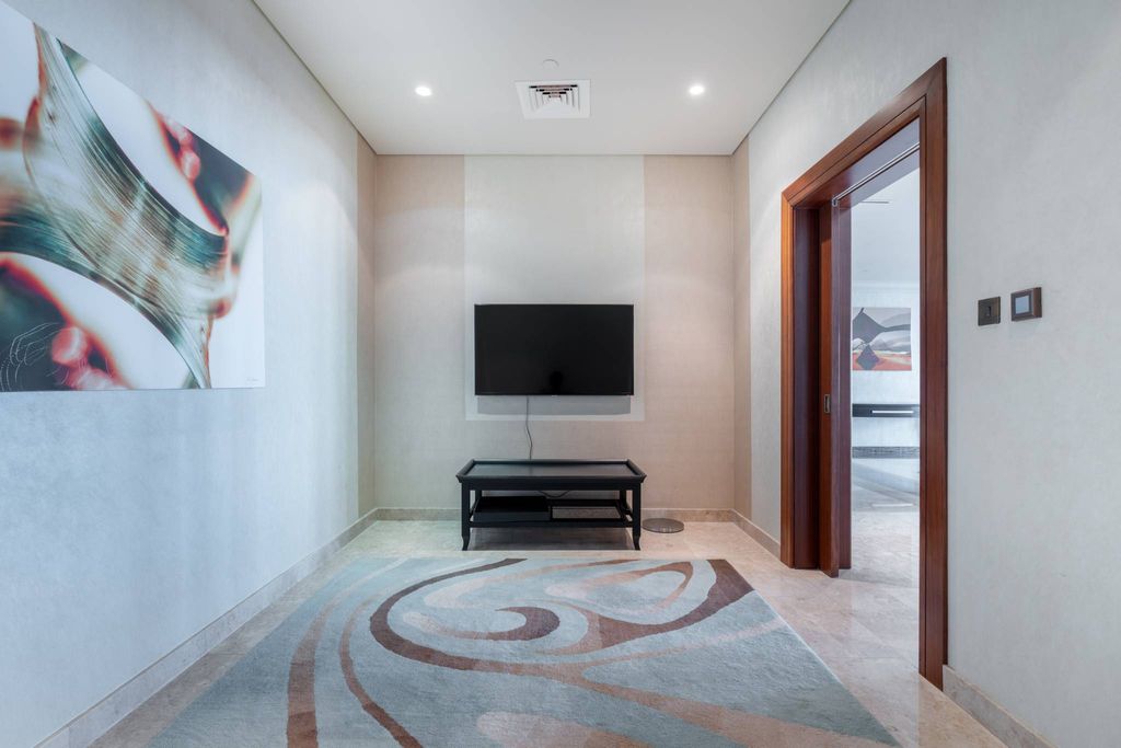 3BR Luxury home Palm Jumeirah