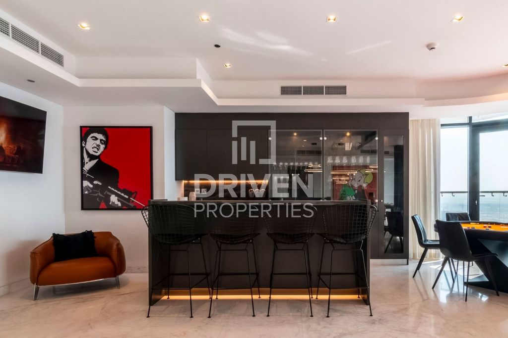 4BR Apartment Business Bay