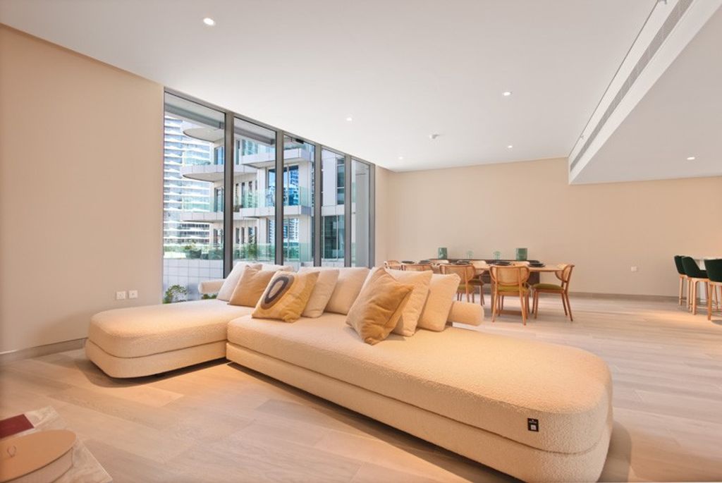 3BR Apartment Dubai Marina