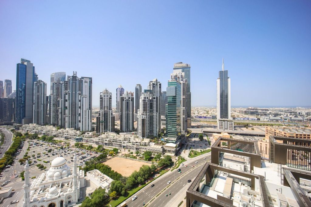 1BR Apartment Downtown Dubai