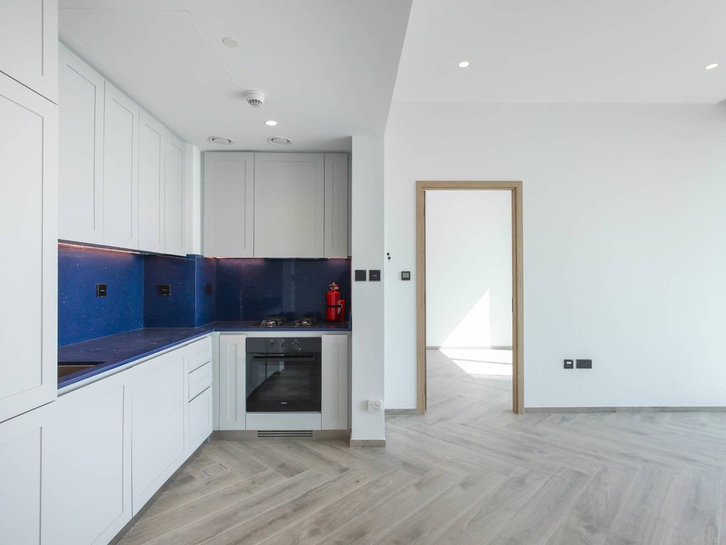 1BR Apartment Business Bay