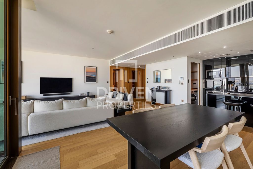 1BR Apartment Business Bay