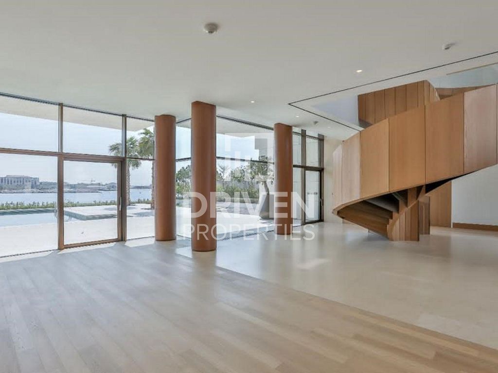 5BR Villa Business Bay