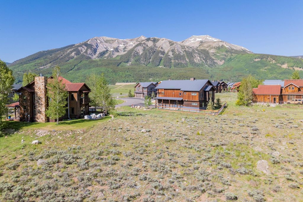 Land in Crested Butte, Gunnison County