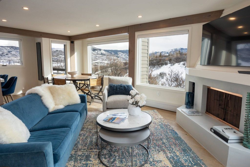 Detached House in Aspen, Pitkin County