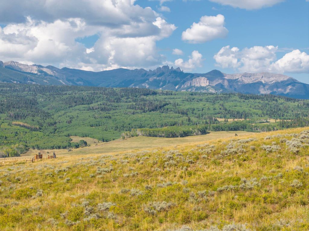 Land in Gunnison, Gunnison County