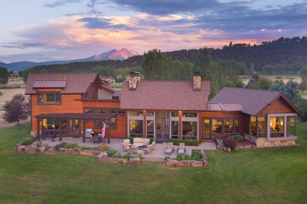 Detached House in Carbondale, Garfield