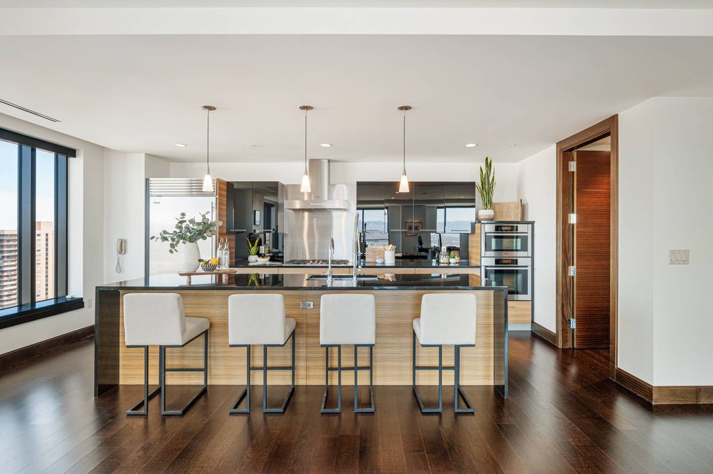 Apartment in Denver, Denver County