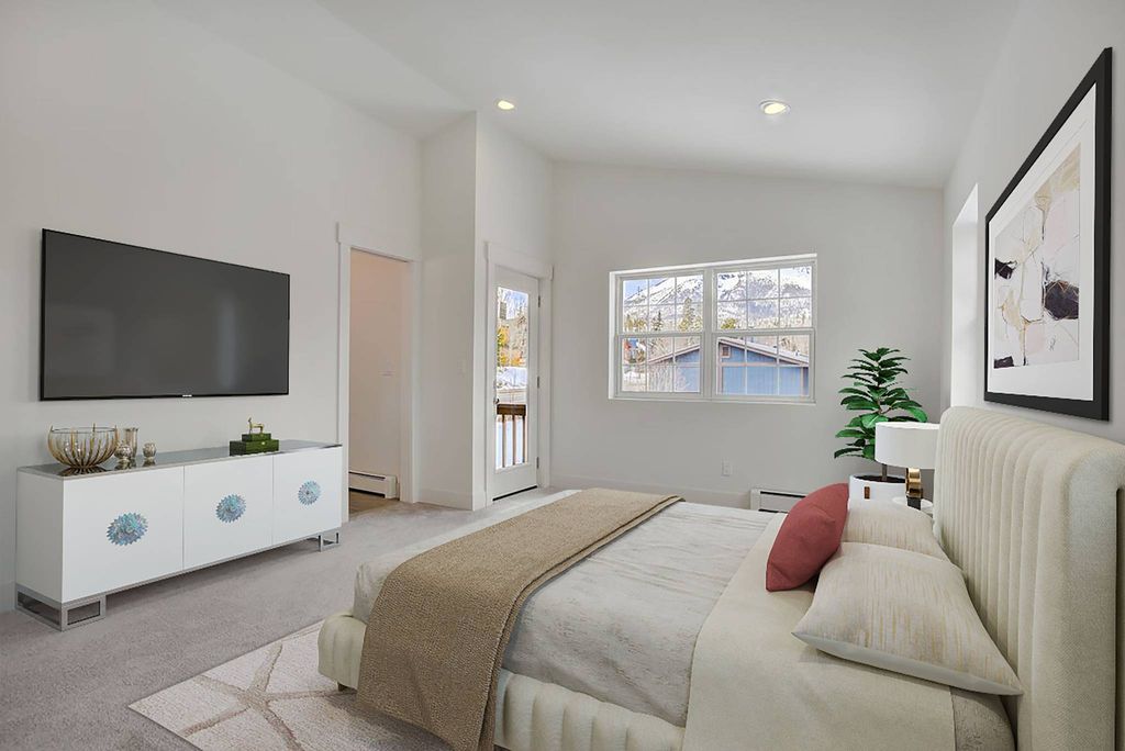 Luxury home in Silverthorne, Summit County