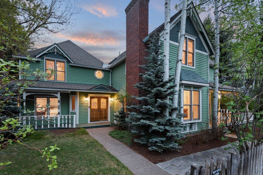 Detached House in Aspen, Pitkin County