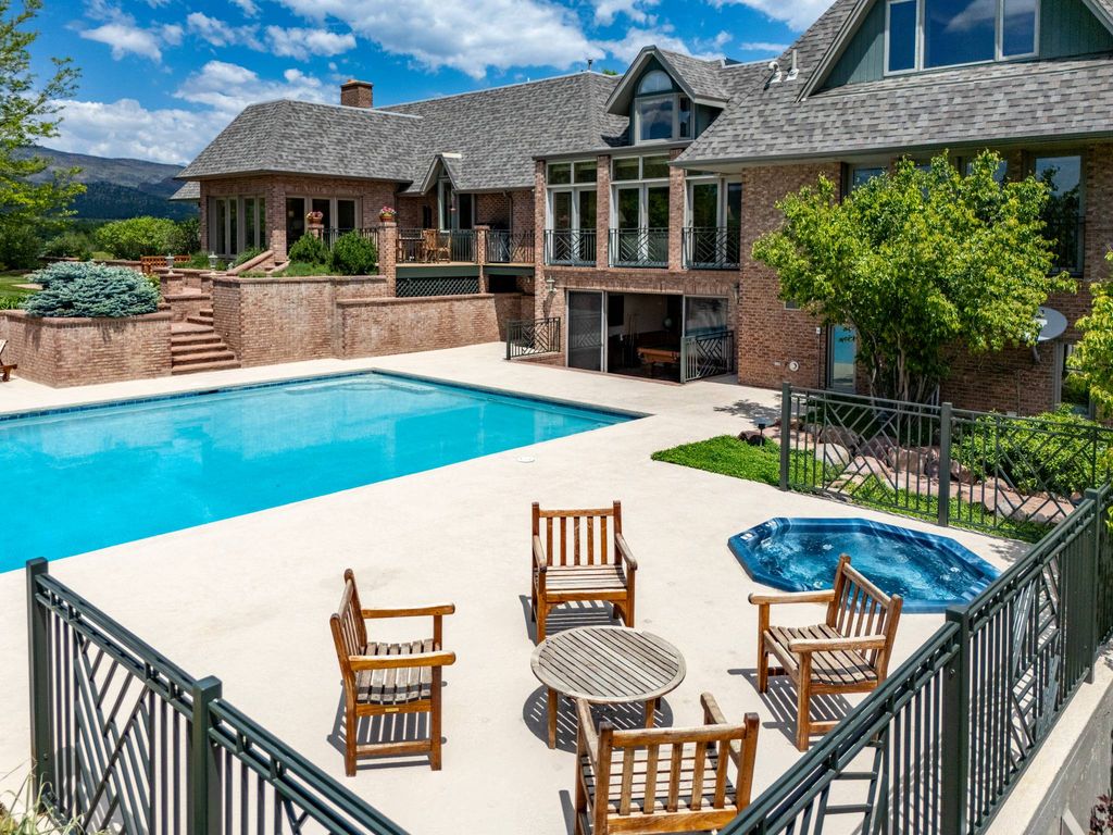 Detached House in Longmont, Boulder County