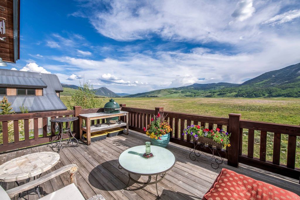 Luxury home in Crested Butte, Gunnison County