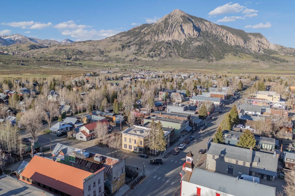 Luxury home in Crested Butte, Gunnison County