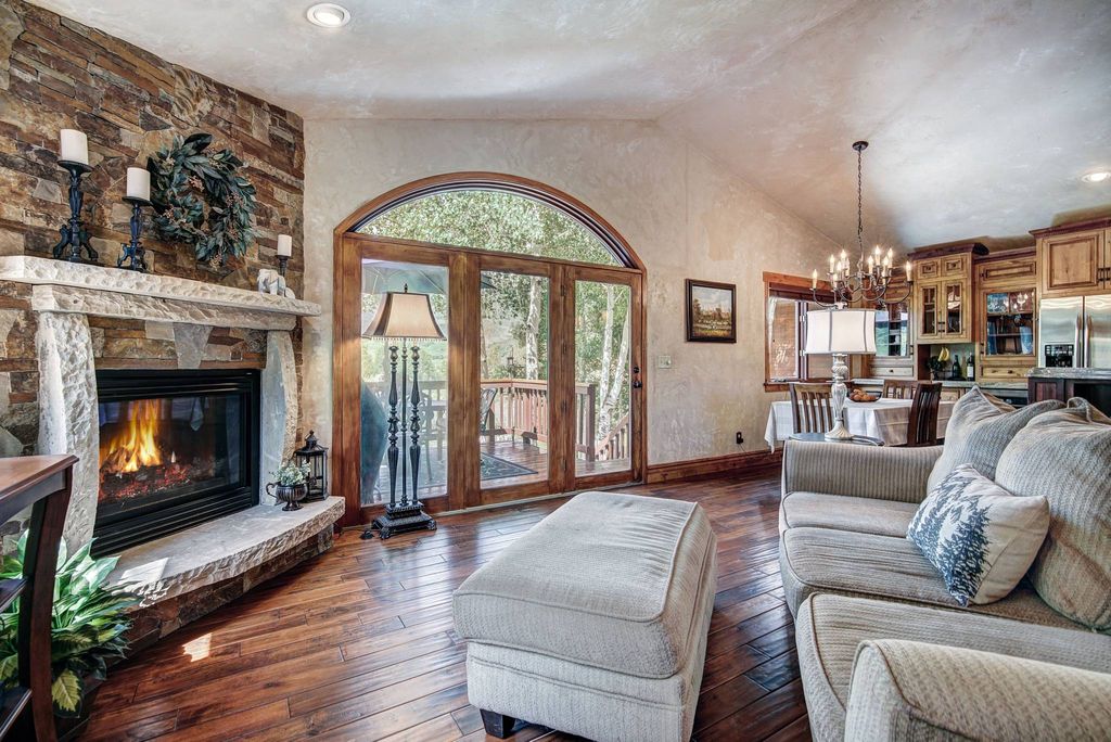 Luxury home in Silverthorne, Summit County