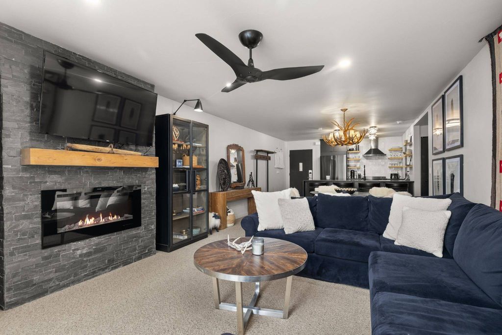Apartment in Snowmass Village, Pitkin County
