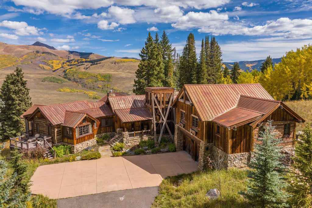 Luxury home in Mount Crested Butte, Gunnison County