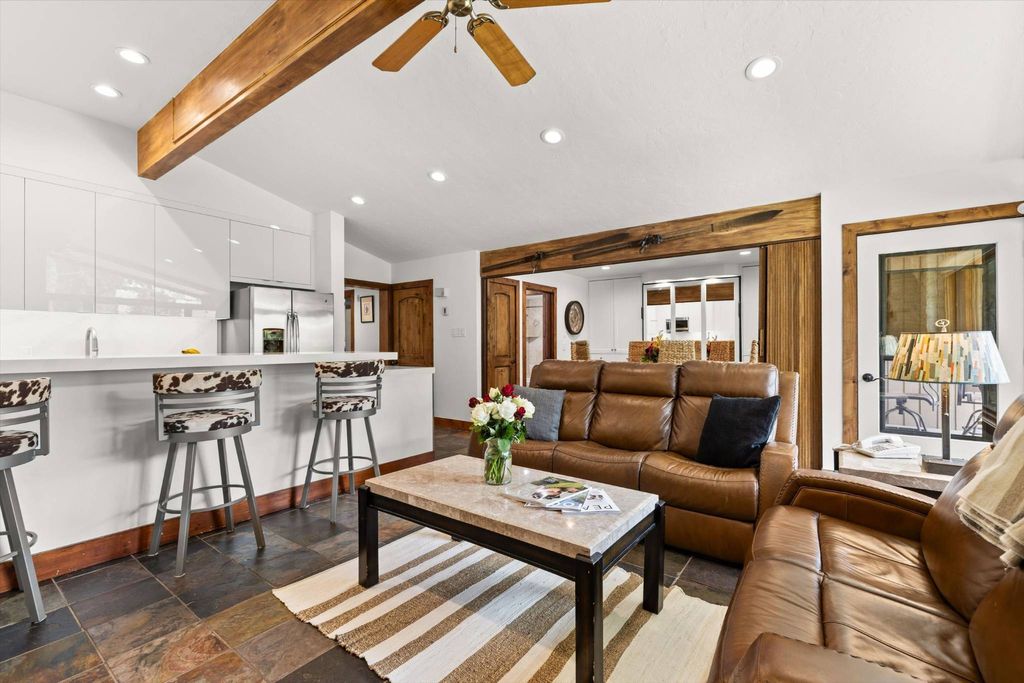 Apartment in Snowmass Village, Pitkin County