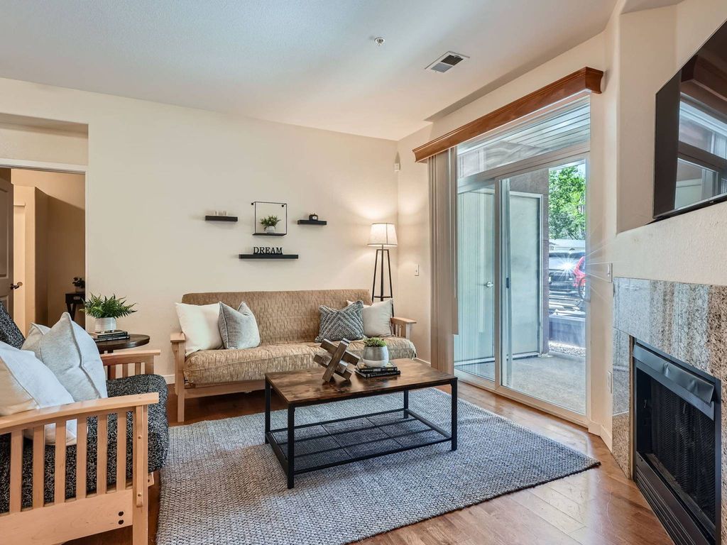 Apartment in Denver, Denver County