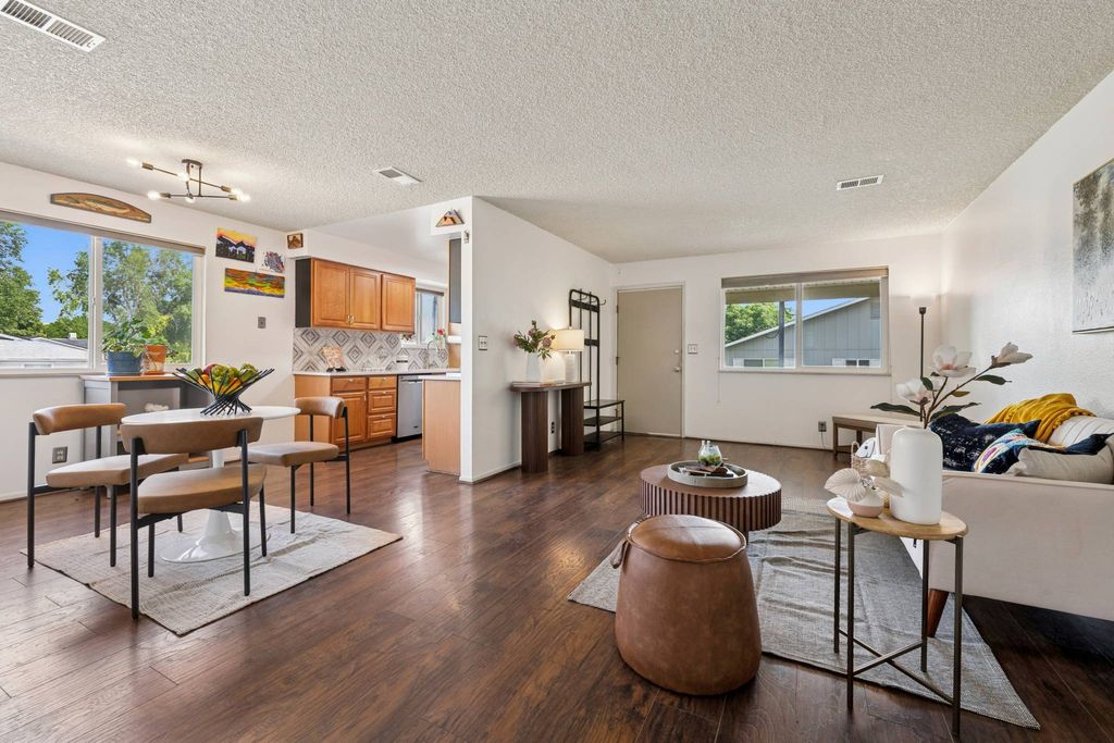 Apartment in Thornton, Adams County