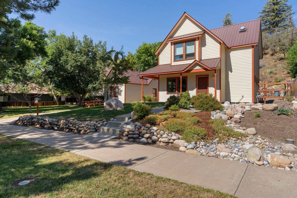 Detached House in Durango, La Plata County