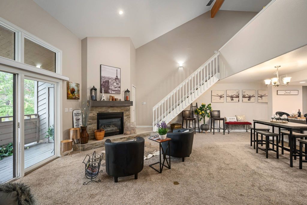 Apartment in Golden, Jefferson County