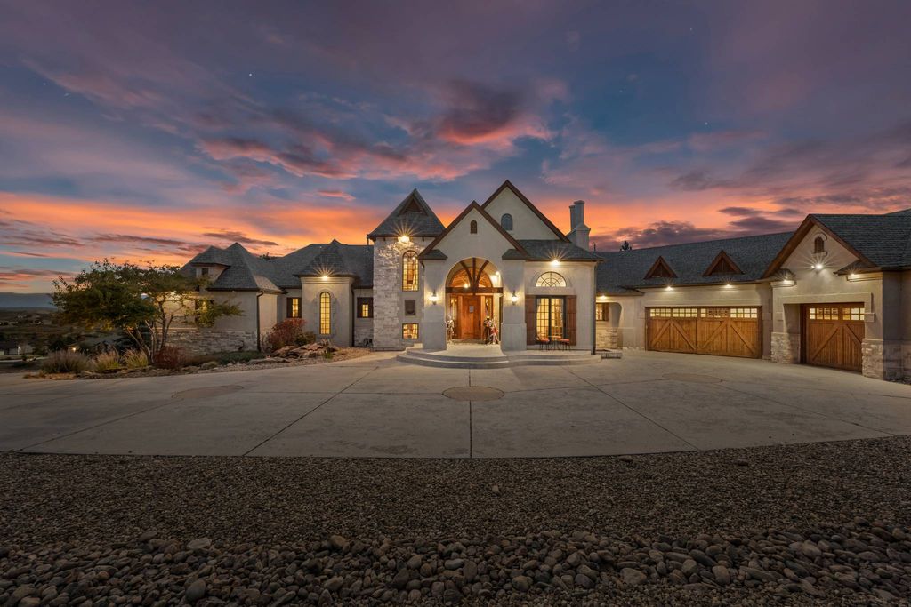 Detached House in Castle Rock, Douglas County