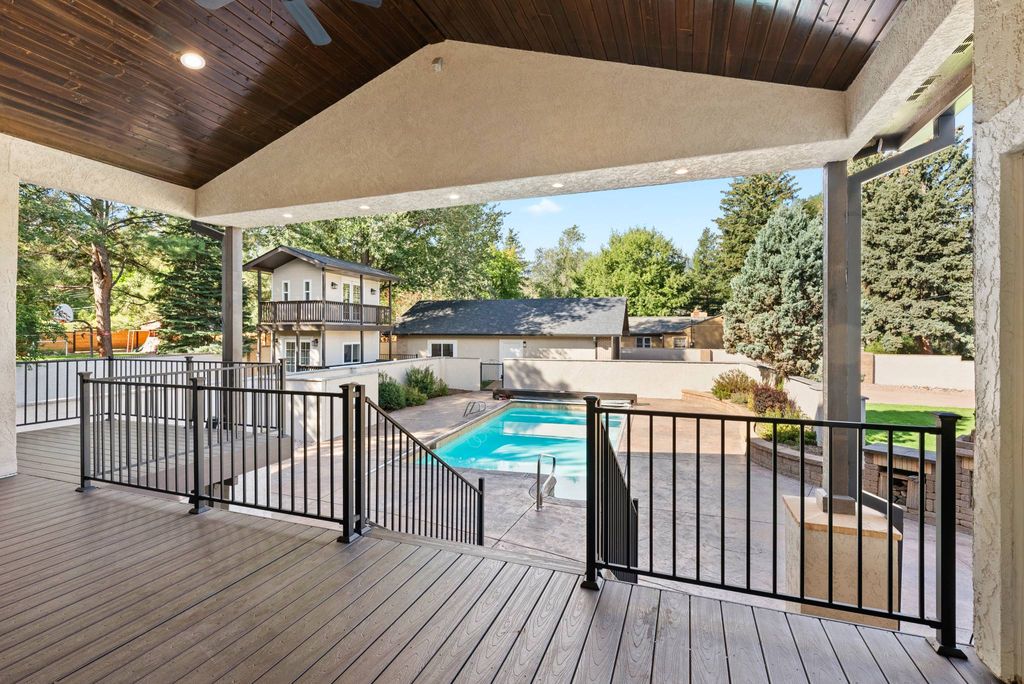 Detached House in Colorado Springs, El Paso County