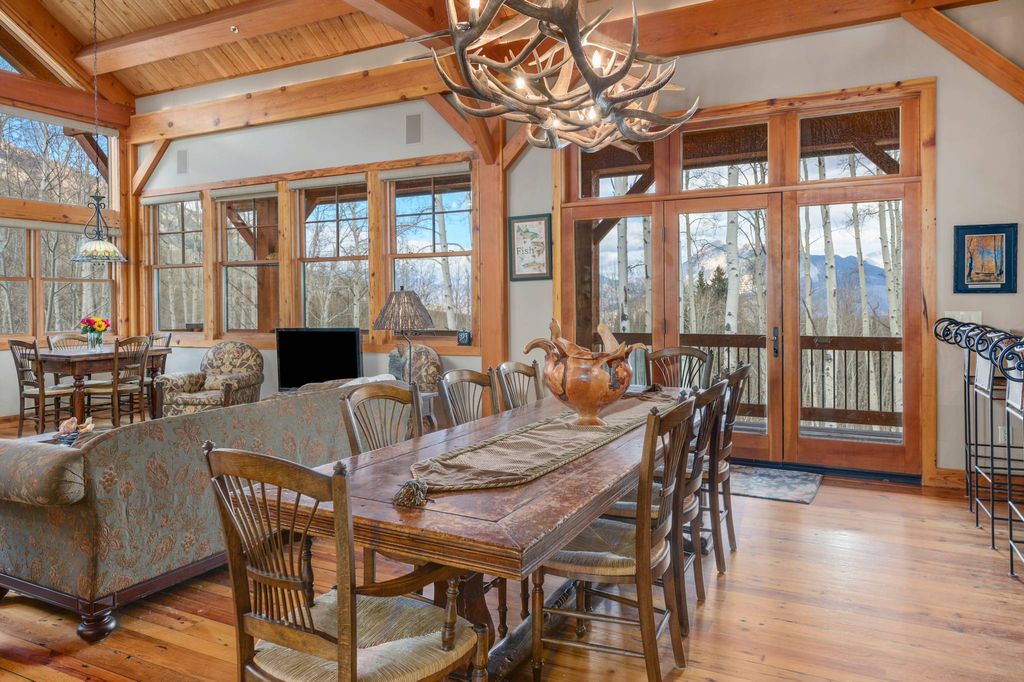 Luxury home in Crested Butte, Gunnison County