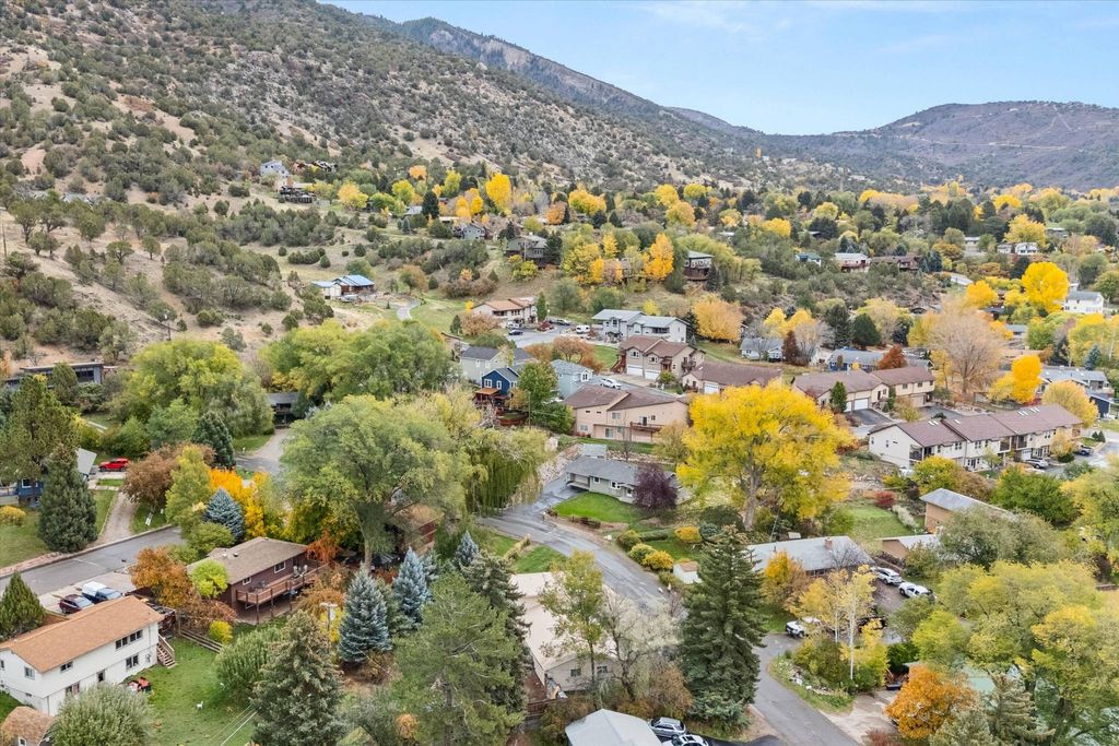Detached House in Glenwood Springs, Garfield