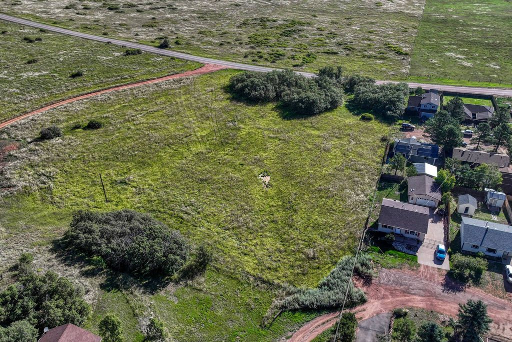 Land in Larkspur, Douglas County